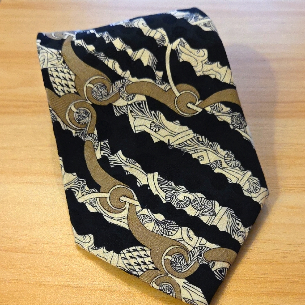 Oaktree Vintage Silk Tie. XL